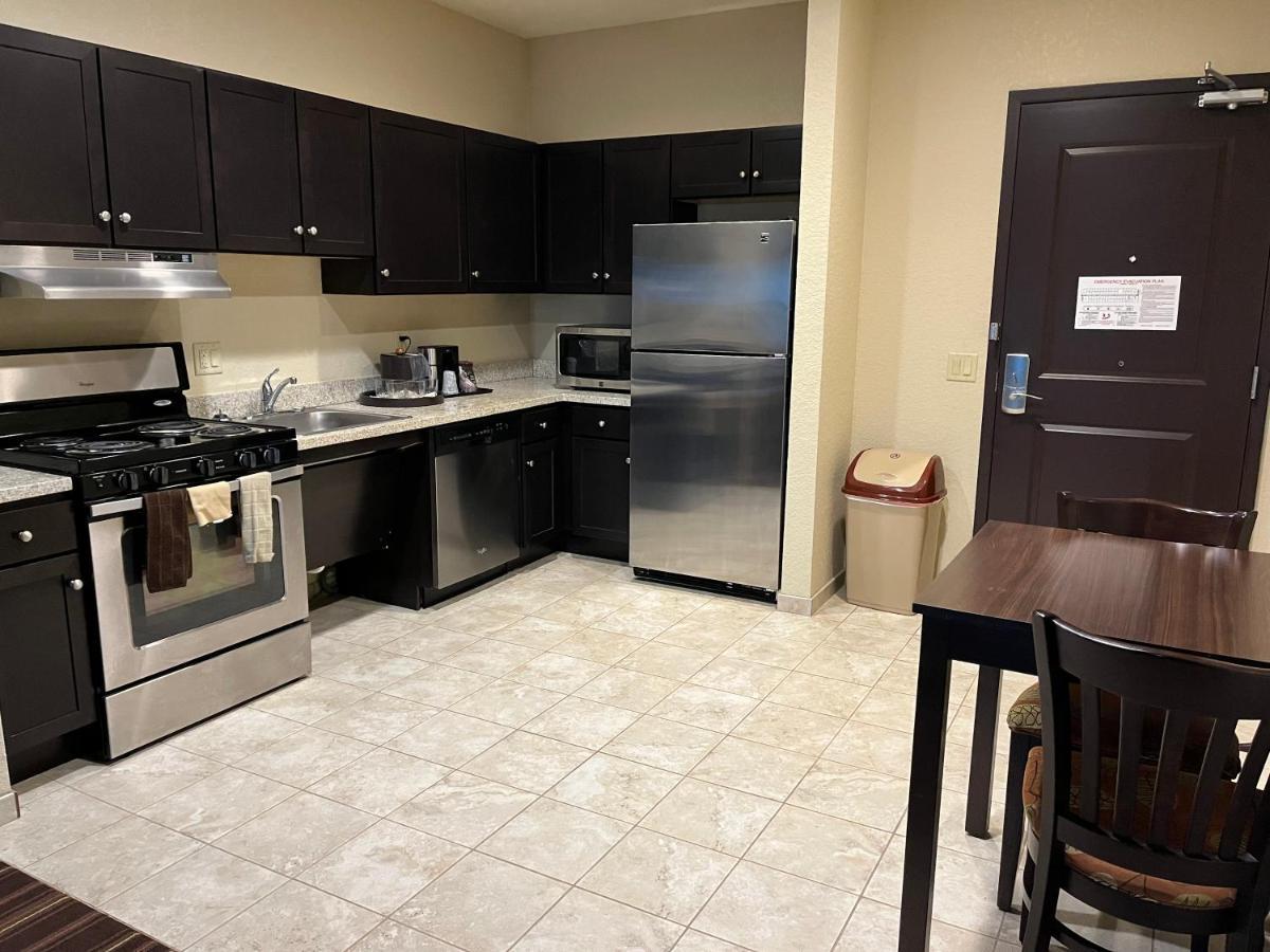 Comfort Inn & Suites Beeville Exteriör bild