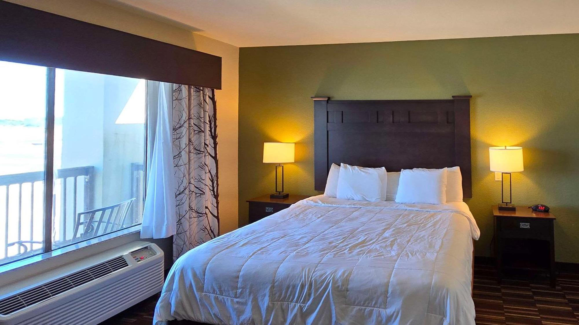 Comfort Inn & Suites Beeville Exteriör bild